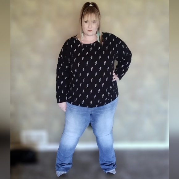 Plus Size Clothing, Jewelry & Accessories - Picture 4 of 5